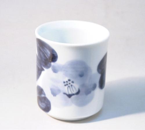 染付椿切立コップ(小)